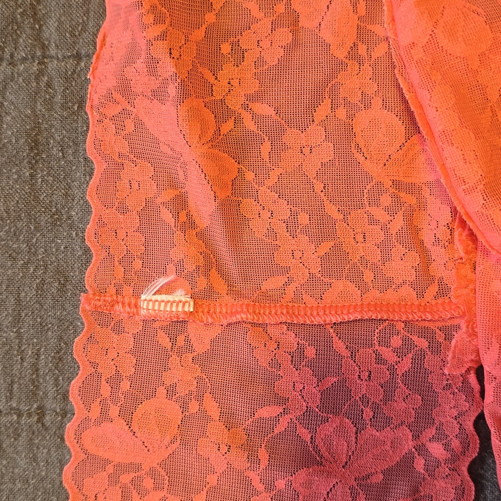 🍑PINK Lace Thong Panty🍑 - Picture 5 of 8
